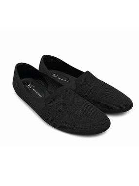 Time and Tru Black Knit Slip On Flats Womens Size 7 Memory Foam Comfort Shoes